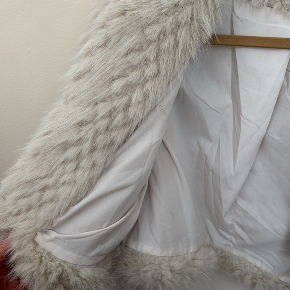 Faux fur jacket - Picture 2 of 3